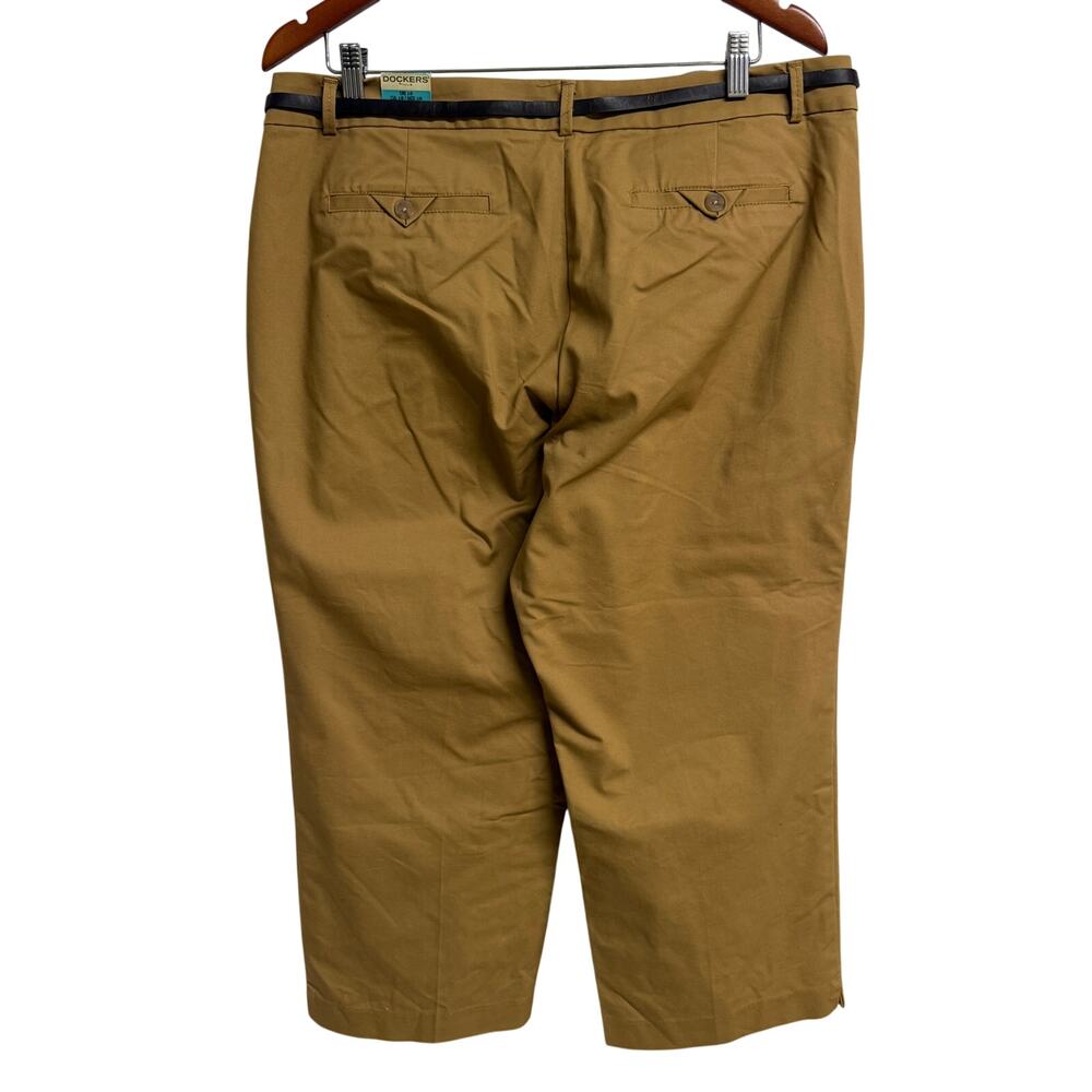 Dockers Womens Khaki Pants Size 16 Metro Capri Stretch Crop Slash Pockets New - Picture 5 of 11